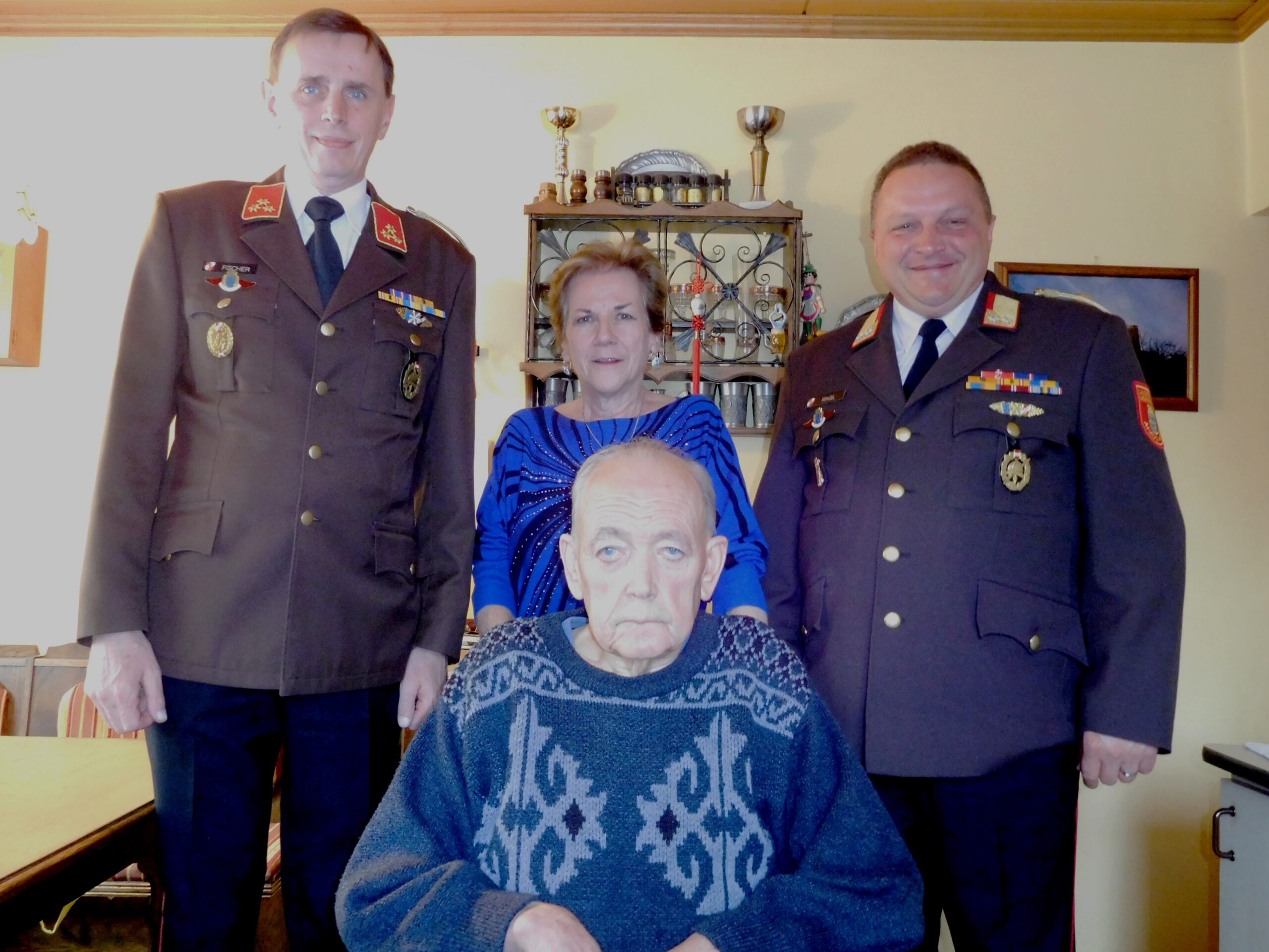 Herbert Weinberger für seine 50-jährige Feuerwehrmitgliedschaft geehrt